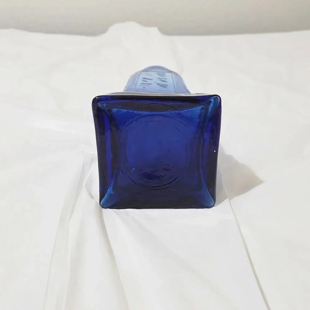 Las Vegas Luxor Cobalt Blue Egyptian Obelisk Glass Vase Set of 3 Vintage
